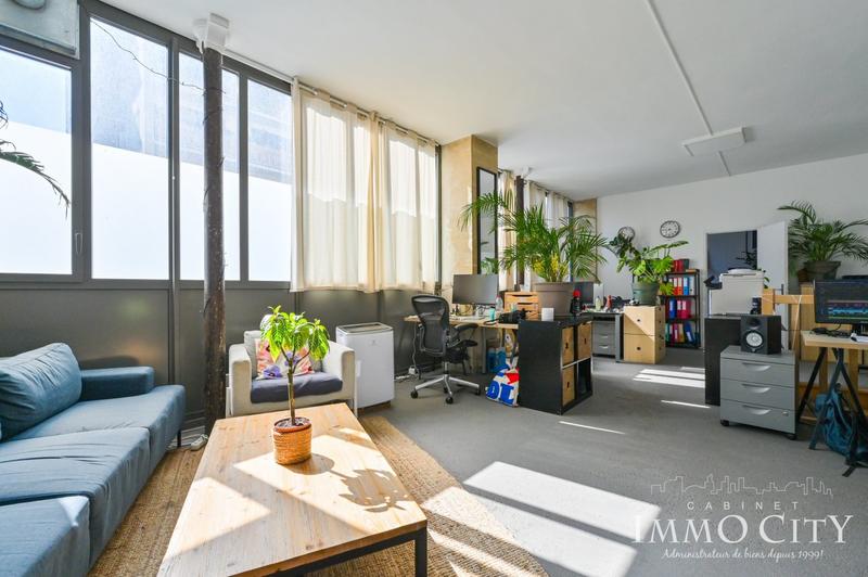 Local commercial - 61 m² - 4 pièces