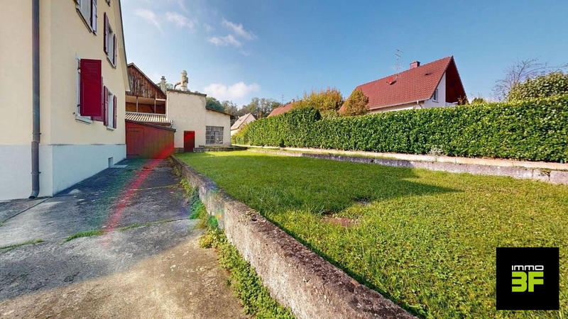 Maison traditionnelle - 150 m² - 6 pièces