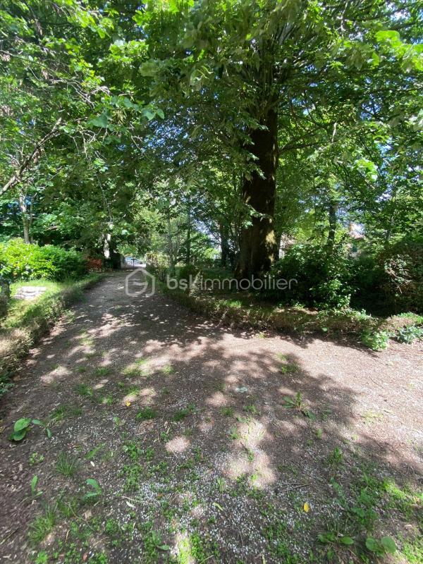 Corps de ferme - 253 m² - 17 pièces