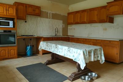 Corps de ferme - 477 m² - 16 pièces