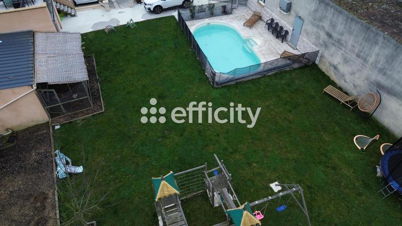 Longère - 429 m² - 20 pièces