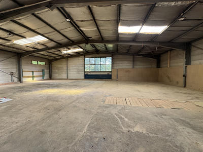 Local commercial - 310 m²