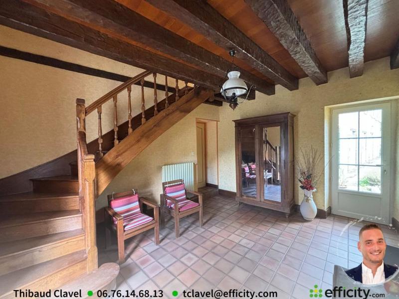 Maison - 341 m² - 8 pièces