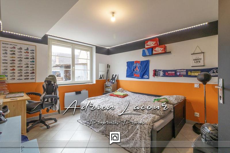 Maison - 149 m² - 7 pièces