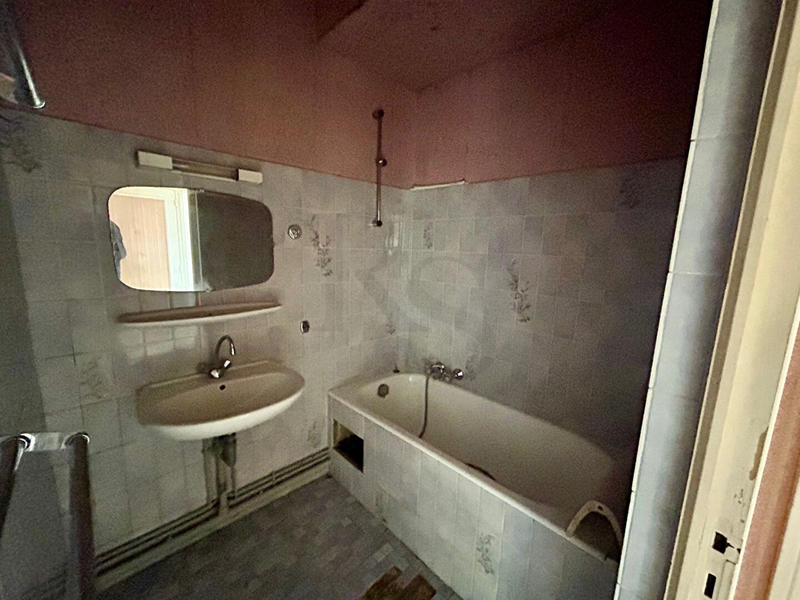 Immeuble - 8 pièces