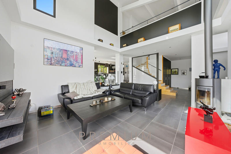 Maison d'architecte - 170 m² - 4 pièces