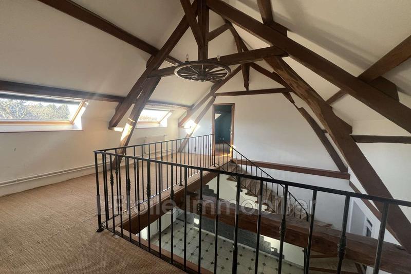 Maison - 211 m² - 7 pièces