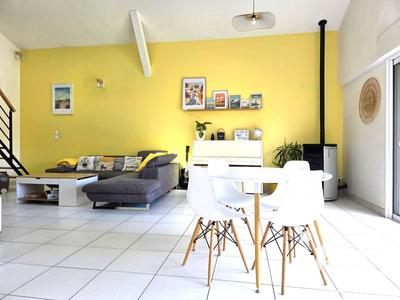 Maison - 86 m² - 4 pièces