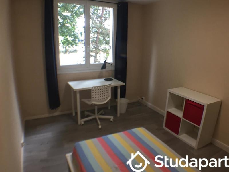 Chambre - 16 m² - 1 pièce