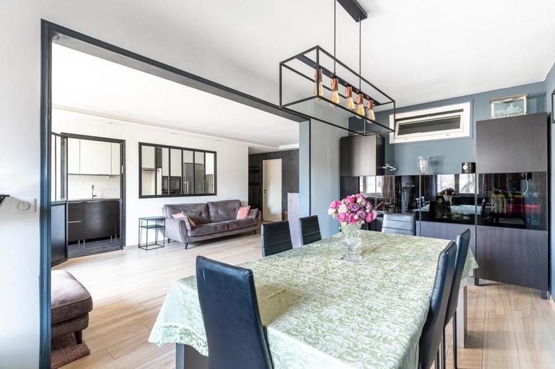 Appartement - 115 m² - 5 pièces