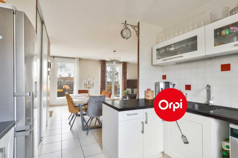 Appartement - 111 m² - 4 pièces