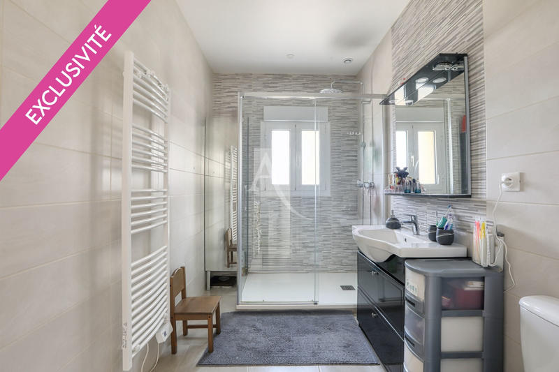 Maison - 151 m² - 7 pièces