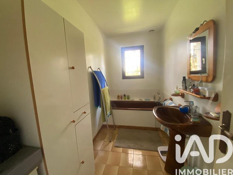 Maison - 101 m² - 5 pièces