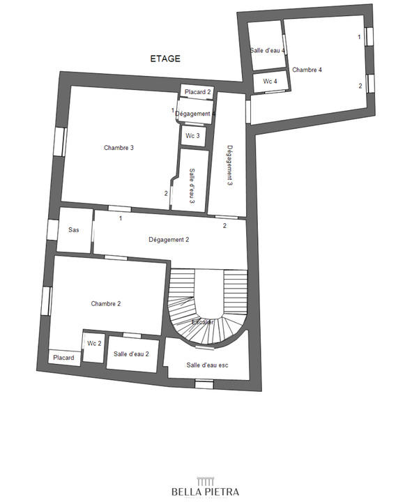 Maison de village - 240 m² - 6 pièces