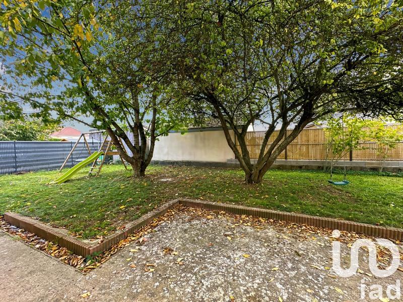 Maison - 180 m² - 7 pièces