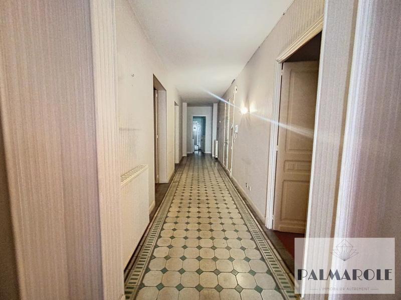 Appartement - 166 m² - 4 pièces