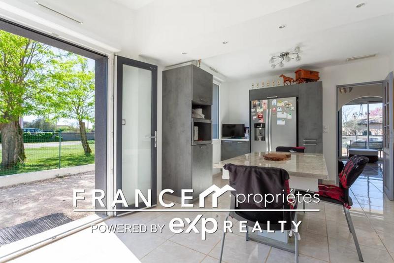 Maison - 80 m² - 4 pièces