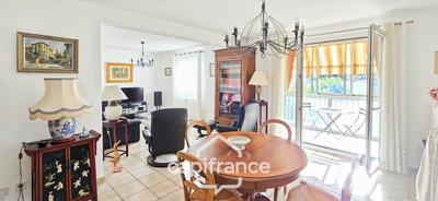 Appartement - 87 m² - 3 pièces