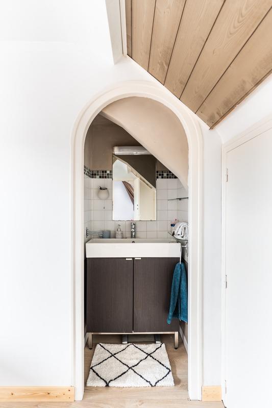 Demeure - 249 m² - 17 pièces