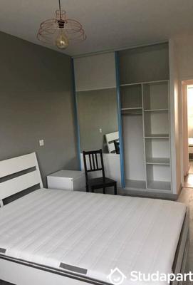 Chambre - 10 m² - 1 pièce