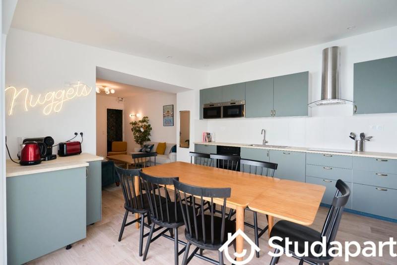 Chambre - 14 m² - 1 pièce