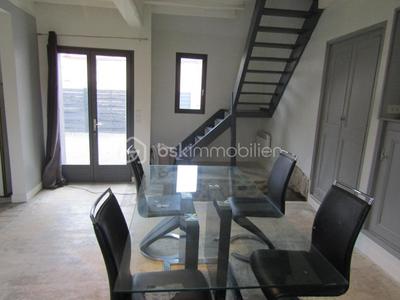 Maison traditionnelle - 85 m² - 3 pièces