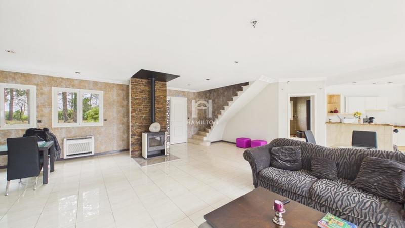 Villa - 230 m² - 7 pièces