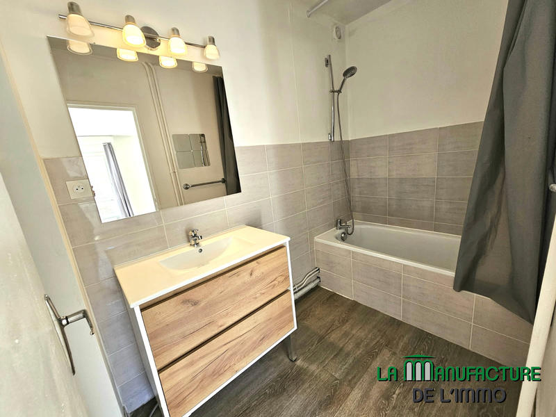 Appartement - 49 m² - 2 pièces