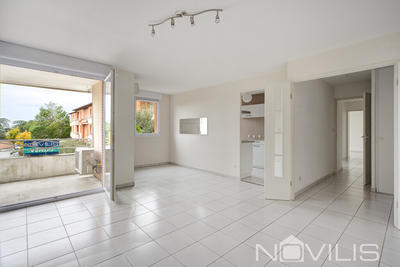 Appartement - 79 m² - 4 pièces