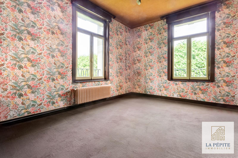 Maison - 315 m² - 10 pièces