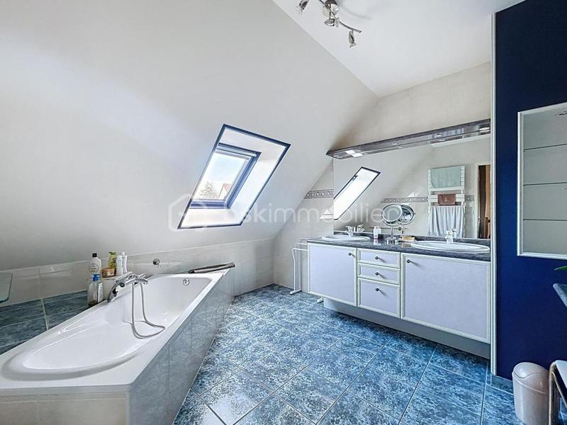 Maison - 130 m² - 7 pièces