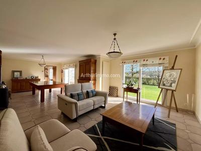 Maison - 197 m² - 6 pièces