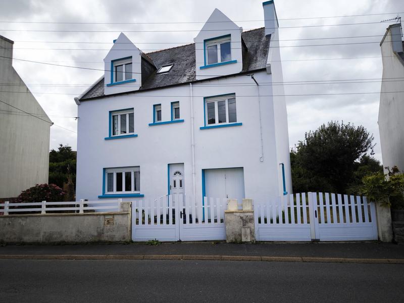 Maison - 164 m² - 9 pièces