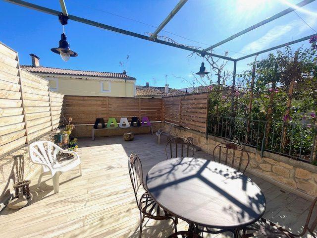 Maison - 406 m² - 8 pièces