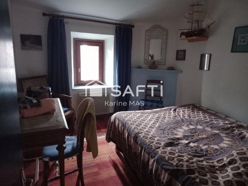 Maison - 147 m² - 8 pièces