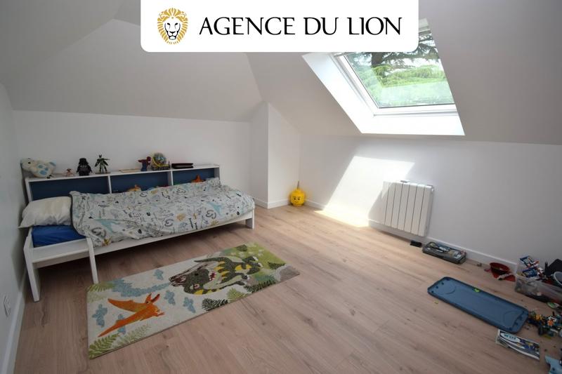 Maison - 151 m² - 6 pièces