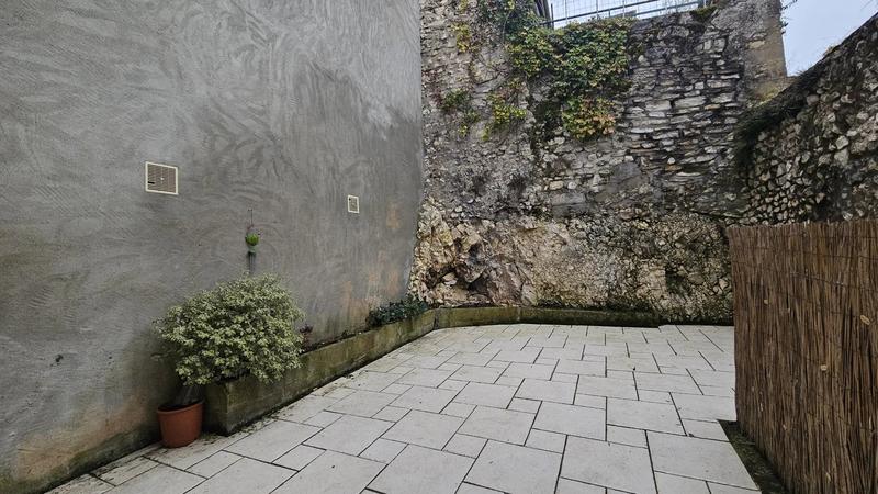 Appartement - 77 m² - 3 pièces