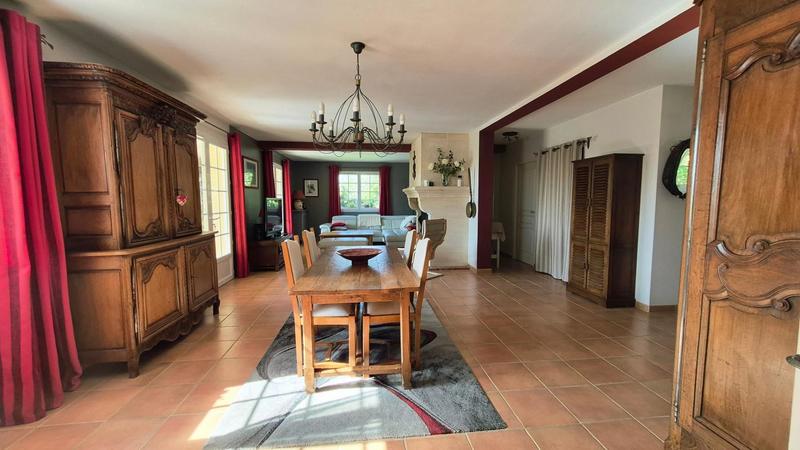 Maison - 150 m² - 4 pièces