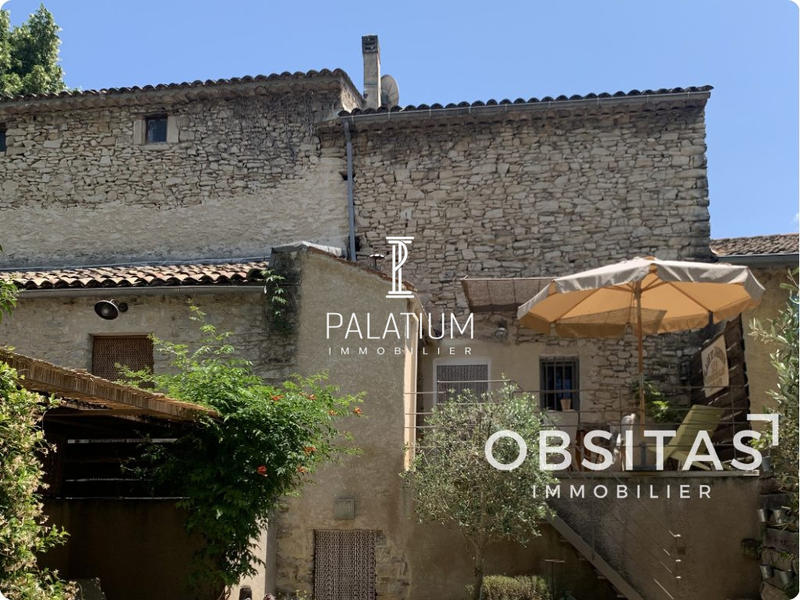 Maison - 166 m² - 9 pièces