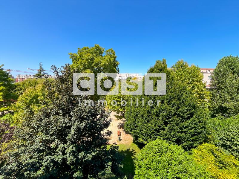 Appartement - 83 m² - 4 pièces