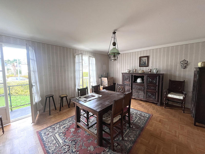 Maison - 107 m² - 6 pièces