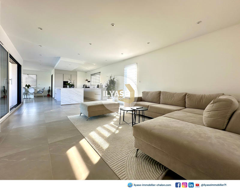 Maison - 130 m² - 4 pièces