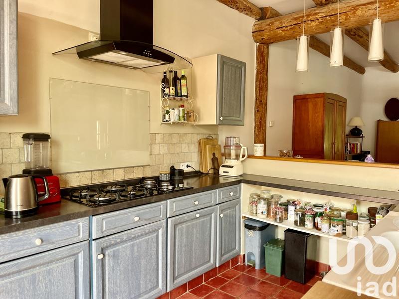 Maison - 470 m² - 11 pièces