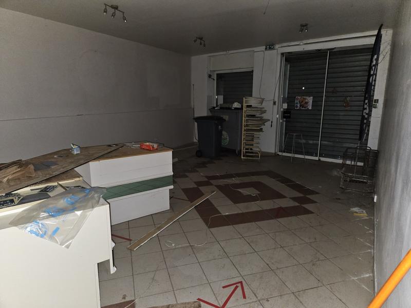 Local d'activité / Entrepôt - 326 m²