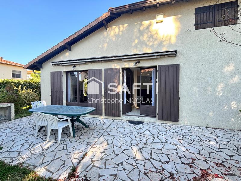 Maison - 140 m² - 6 pièces