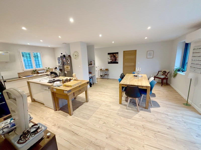 Villa - 140 m² - 4 pièces