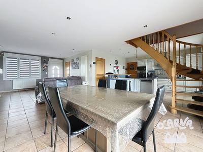 Maison - 144 m² - 7 pièces