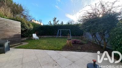 Maison - 107 m² - 6 pièces