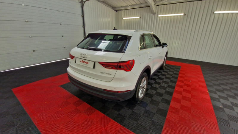Audi Q3 45 Tfsi E 245 s tronic Business Line