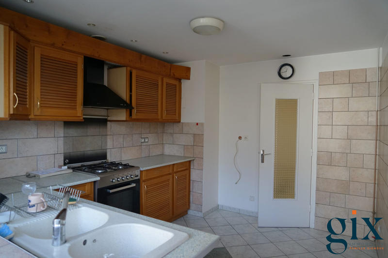 Appartement - 91 m² - 4 pièces